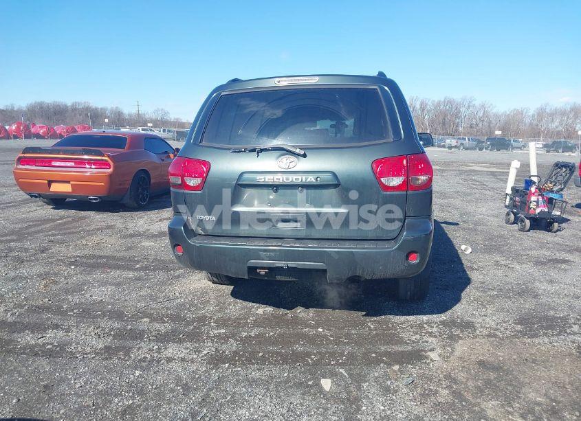 Photo 16 of 2009 Toyota Sequoia SR5 4.7L V8 (VIN 5TDBT64A79S000304)