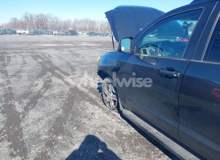 Photo 6 of 2009 Toyota Sequoia SR5 4.7L V8 (VIN 5TDBT64A79S000304)