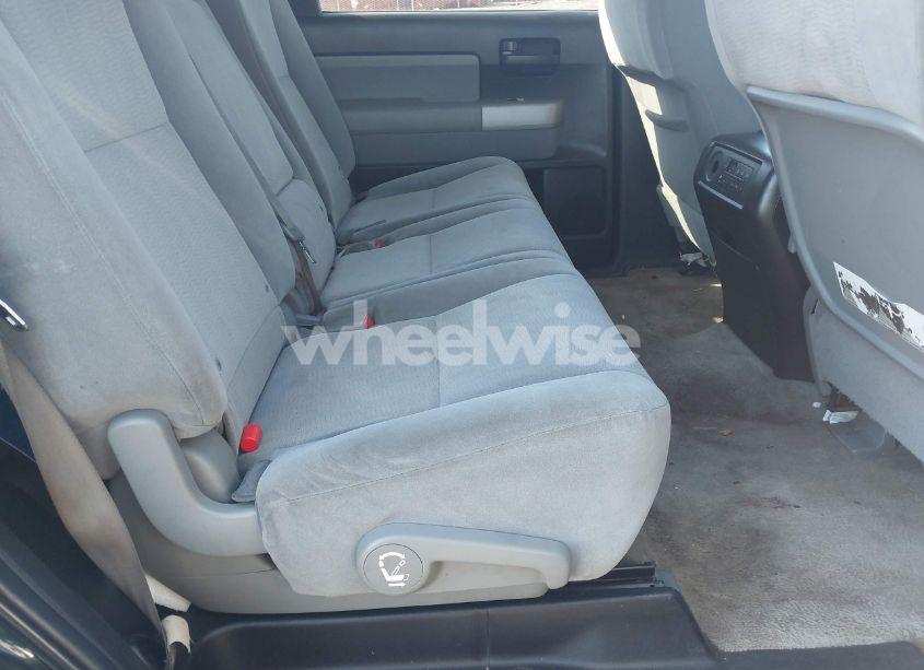Photo 8 of 2009 Toyota Sequoia SR5 4.7L V8 (VIN 5TDBT64A79S000304)