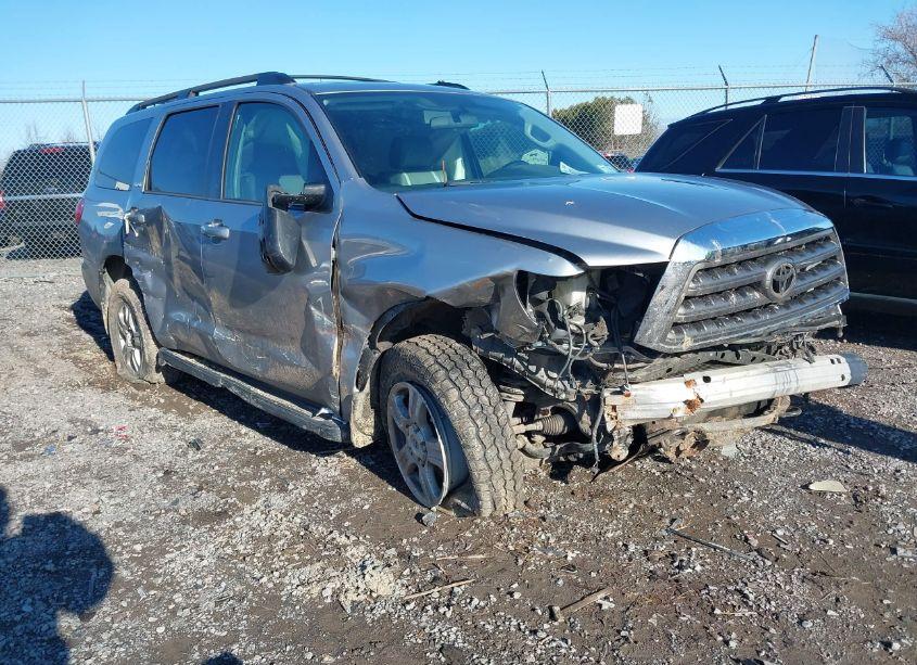 2013 Toyota Sequoia SR5 5.7L V8 (VIN 5TDBW5G10DS086951) main photo