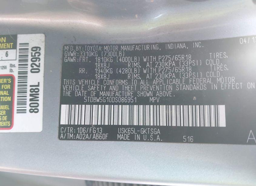 Photo 9 of 2013 Toyota Sequoia SR5 5.7L V8 (VIN 5TDBW5G10DS086951)