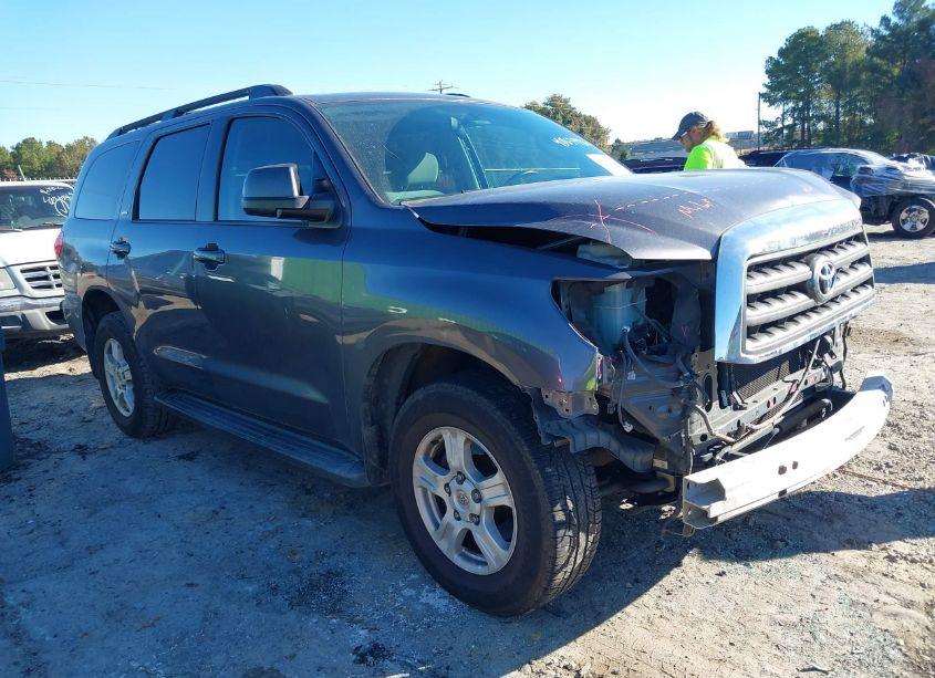 2015 Toyota Sequoia SR5 5.7L V8 (VIN 5TDBW5G14FS111918) main photo