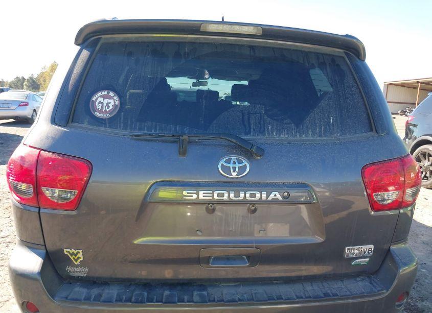 Photo 16 of 2015 Toyota Sequoia SR5 5.7L V8 (VIN 5TDBW5G14FS111918)