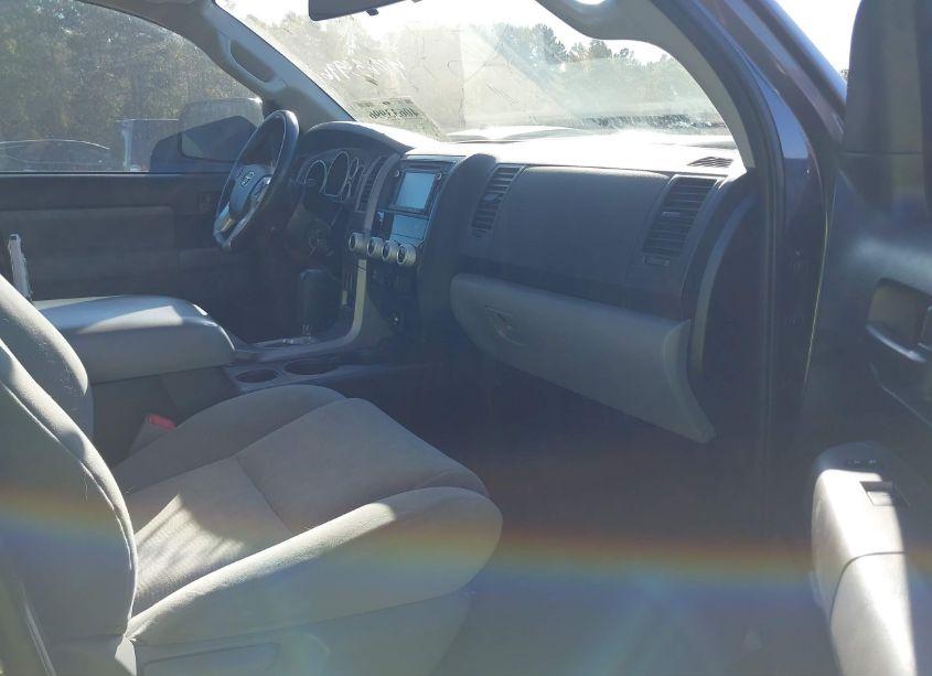 Photo 5 of 2015 Toyota Sequoia SR5 5.7L V8 (VIN 5TDBW5G14FS111918)