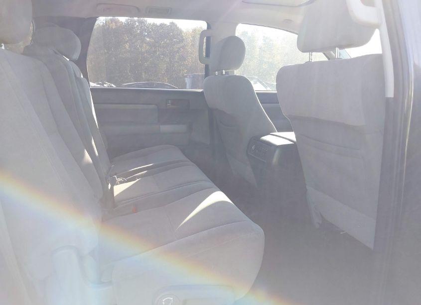 Photo 8 of 2015 Toyota Sequoia SR5 5.7L V8 (VIN 5TDBW5G14FS111918)