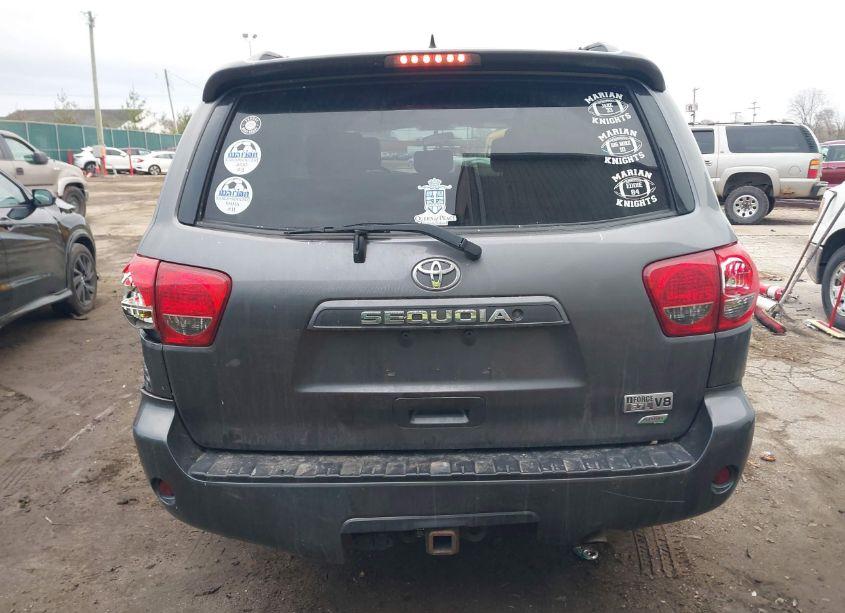 Photo 16 of 2016 Toyota Sequoia SR5 5.7L V8 (VIN 5TDBW5G15GS129281)