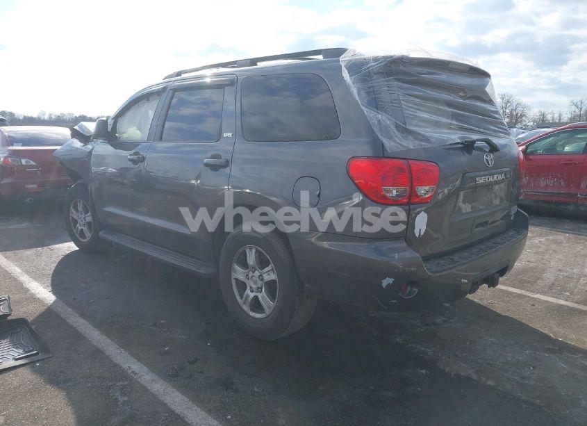 Photo 3 of 2017 Toyota Sequoia SR5 (VIN 5TDBW5G15HS152061)