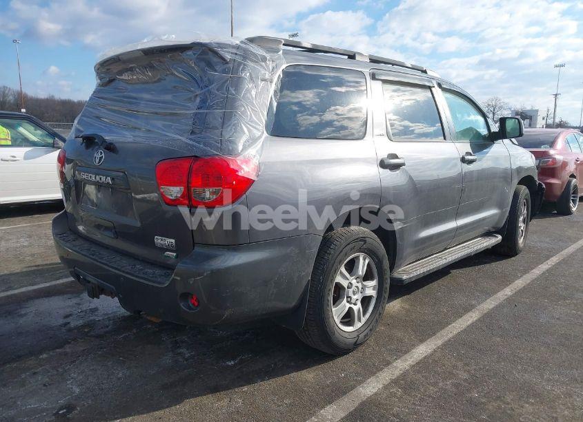 Photo 4 of 2017 Toyota Sequoia SR5 (VIN 5TDBW5G15HS152061)
