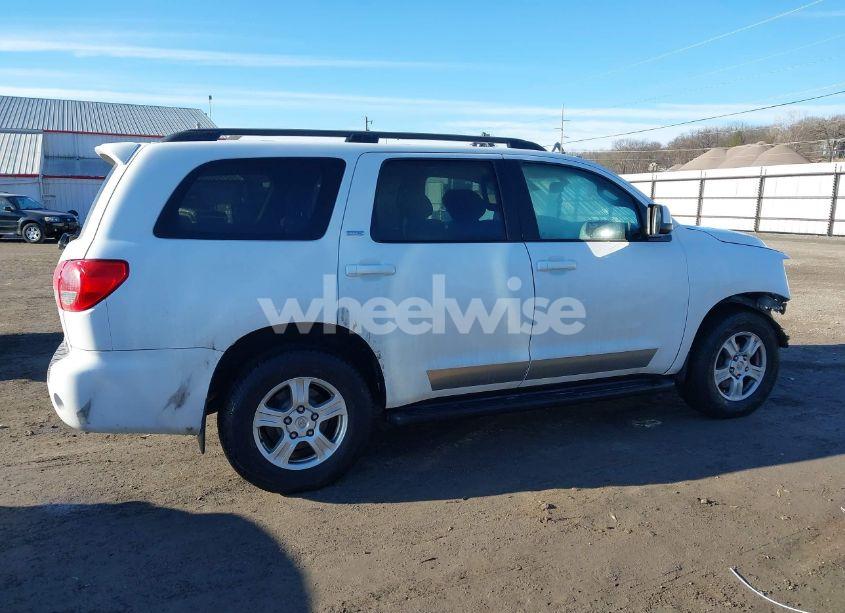 Photo 14 of 2013 Toyota Sequoia SR5 5.7L V8 (VIN 5TDBW5G17DS086641)