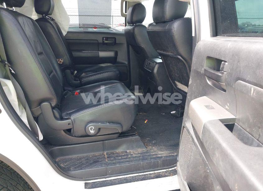 Photo 8 of 2013 Toyota Sequoia SR5 5.7L V8 (VIN 5TDBW5G18DS077639)