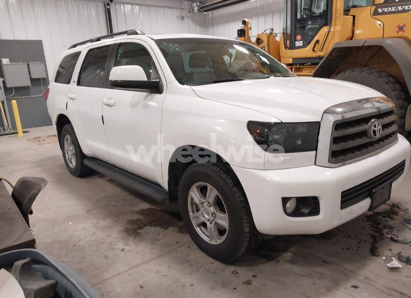 2011 Toyota Sequoia SR5 5.7L V8 (VIN 5TDBW5G19BS053203) main photo