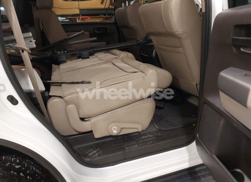 Photo 8 of 2011 Toyota Sequoia SR5 5.7L V8 (VIN 5TDBW5G19BS053203)