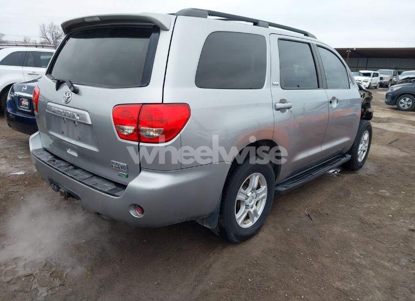 Photo 4 of 2013 Toyota Sequoia SR5 5.7L V8 (VIN 5TDBW5G1XDS078226)