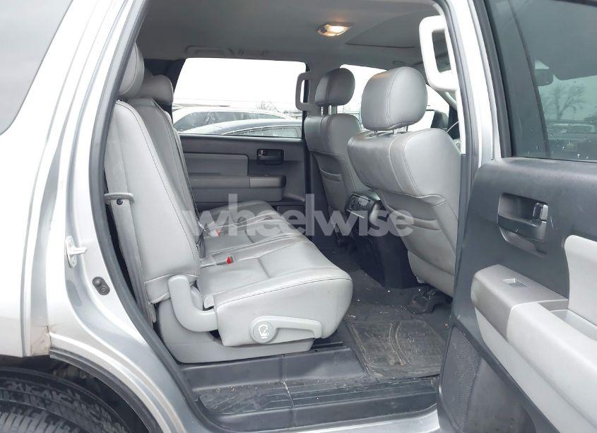 Photo 8 of 2013 Toyota Sequoia SR5 5.7L V8 (VIN 5TDBW5G1XDS078226)