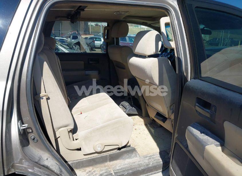 Photo 8 of 2010 Toyota Sequoia SR5 5.7L V8 (VIN 5TDBY5G10AS027095)