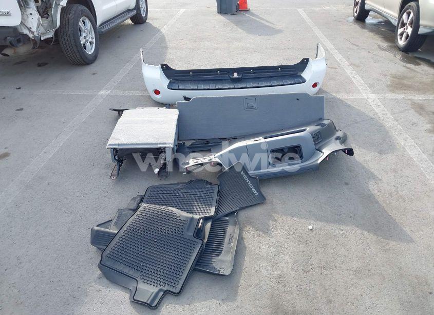 Photo 12 of 2017 Toyota Sequoia SR5 (VIN 5TDBY5G10HS149112)