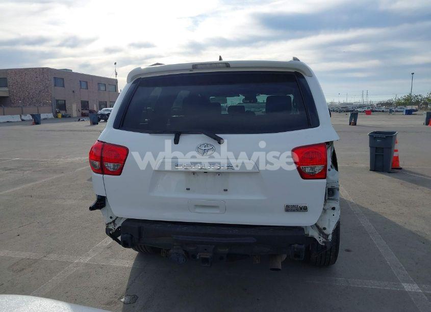 Photo 17 of 2017 Toyota Sequoia SR5 (VIN 5TDBY5G10HS149112)