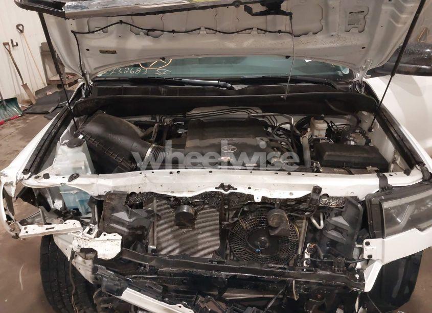 Photo 10 of 2020 Toyota Sequoia SR5 (VIN 5TDBY5G12LS177843)