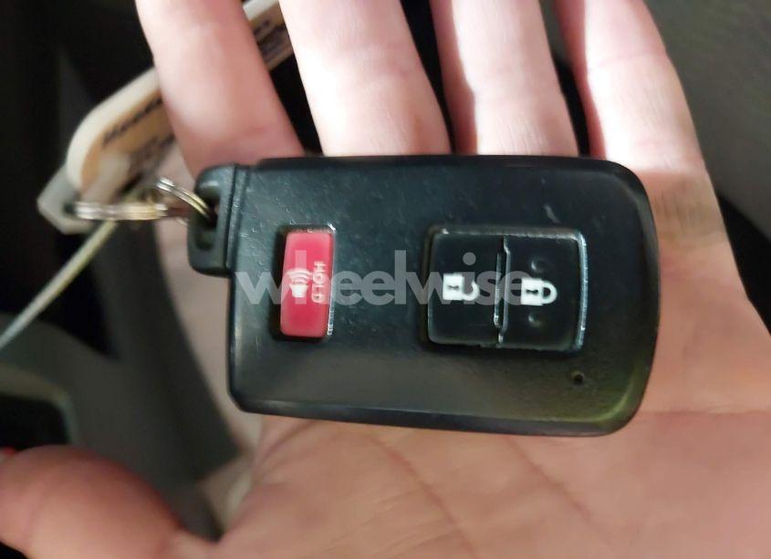 Photo 11 of 2020 Toyota Sequoia SR5 (VIN 5TDBY5G12LS177843)