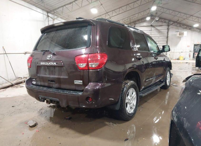 Photo 4 of 2013 Toyota Sequoia SR5 5.7L V8 (VIN 5TDBY5G14DS084050)
