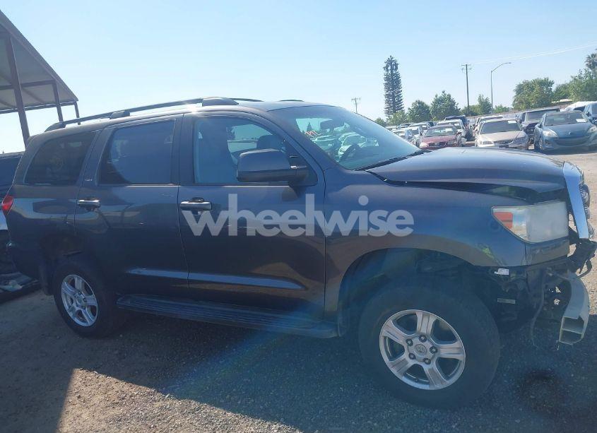 Photo 14 of 2016 Toyota Sequoia SR5 (VIN 5TDBY5G16GS134869)