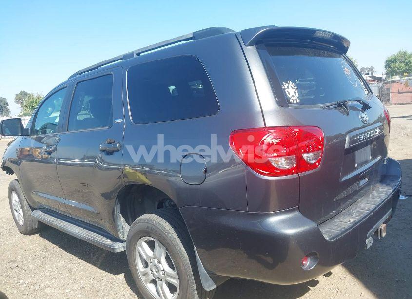 Photo 3 of 2016 Toyota Sequoia SR5 (VIN 5TDBY5G16GS134869)