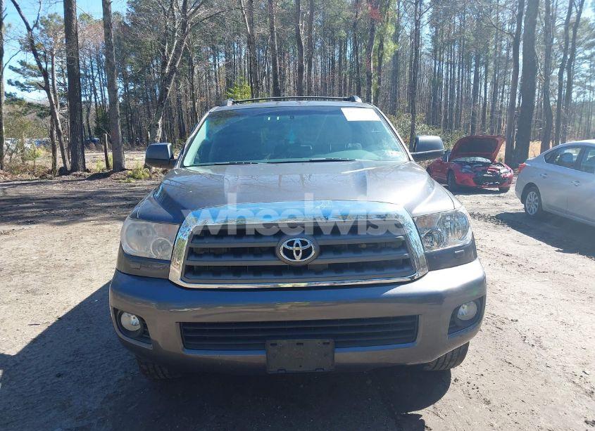 Photo 12 of 2011 Toyota Sequoia SR5 5.7L V8 (VIN 5TDBY5G18BS048424)