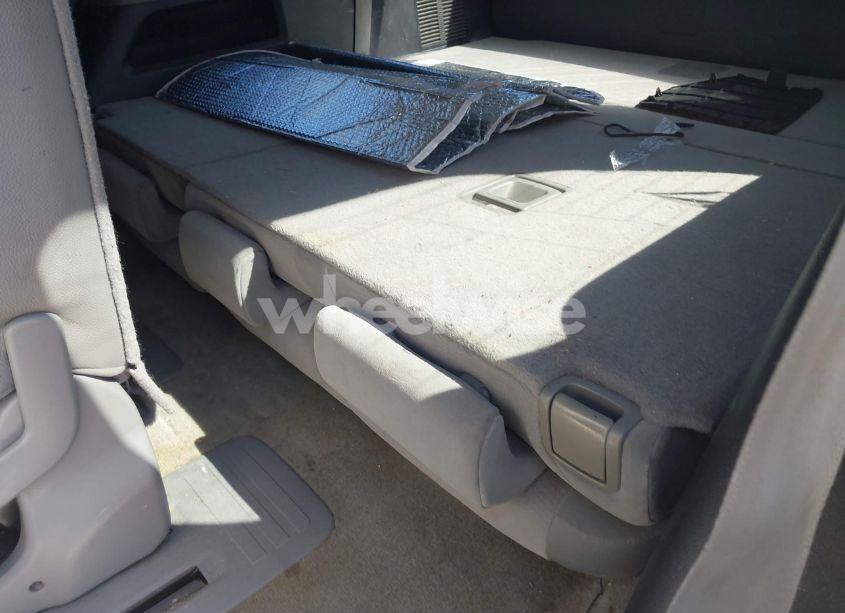 Photo 17 of 2011 Toyota Sequoia SR5 5.7L V8 (VIN 5TDBY5G18BS048424)