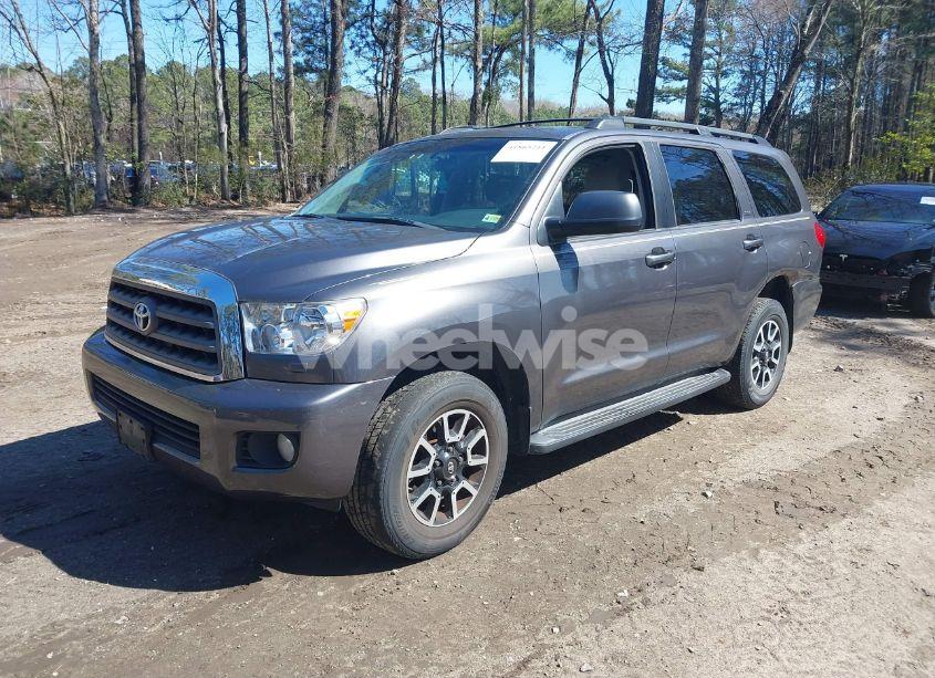 Photo 2 of 2011 Toyota Sequoia SR5 5.7L V8 (VIN 5TDBY5G18BS048424)