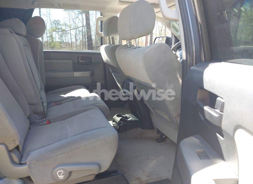 Photo 8 of 2011 Toyota Sequoia SR5 5.7L V8 (VIN 5TDBY5G18BS048424)