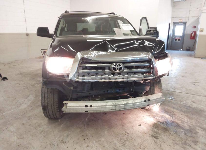 Photo 6 of 2011 Toyota Sequoia SR5 5.7L V8 (VIN 5TDBY5G19BS047363)