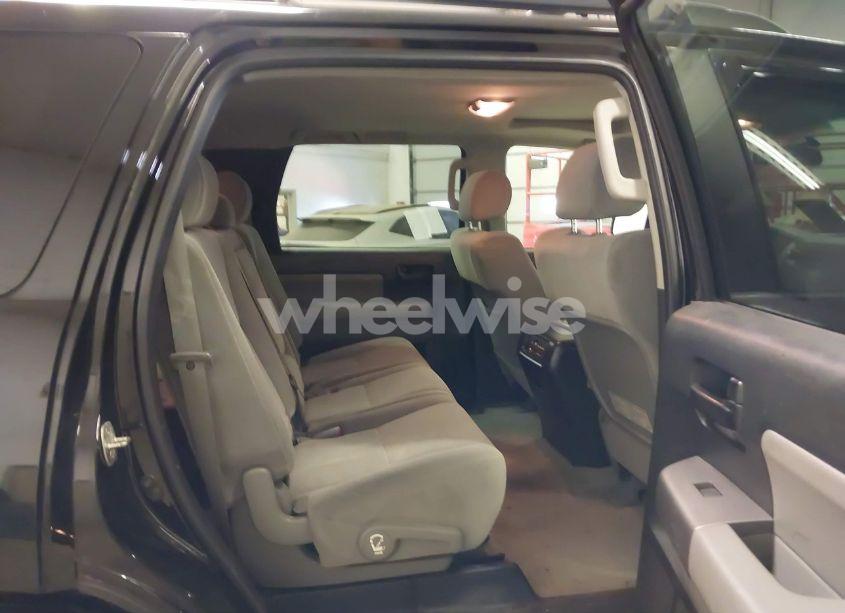 Photo 8 of 2011 Toyota Sequoia SR5 5.7L V8 (VIN 5TDBY5G19BS047363)