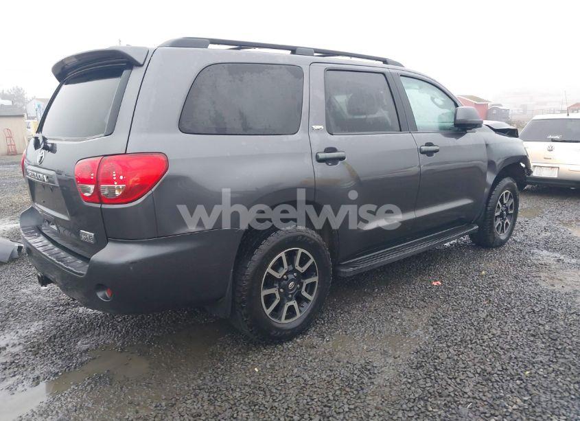 Photo 4 of 2016 Toyota Sequoia SR5 5.7L V8 (VIN 5TDBY5G19GS130184)