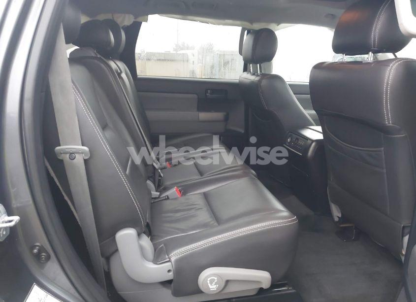 Photo 8 of 2016 Toyota Sequoia SR5 5.7L V8 (VIN 5TDBY5G19GS130184)