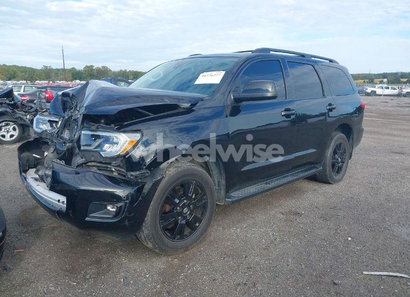 Photo 2 of 2018 Toyota Sequoia TRD SPORT (VIN 5TDBY5G19JS160020)
