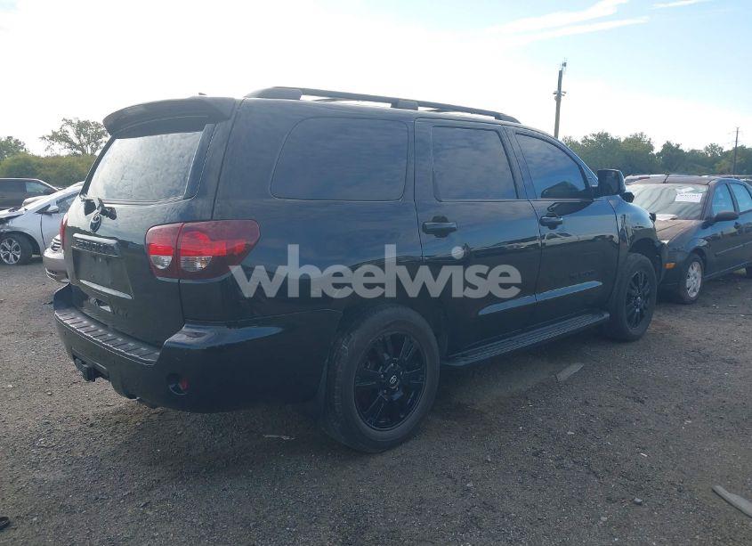 Photo 4 of 2018 Toyota Sequoia TRD SPORT (VIN 5TDBY5G19JS160020)