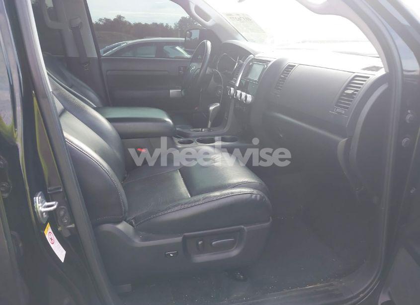 Photo 5 of 2018 Toyota Sequoia TRD SPORT (VIN 5TDBY5G19JS160020)