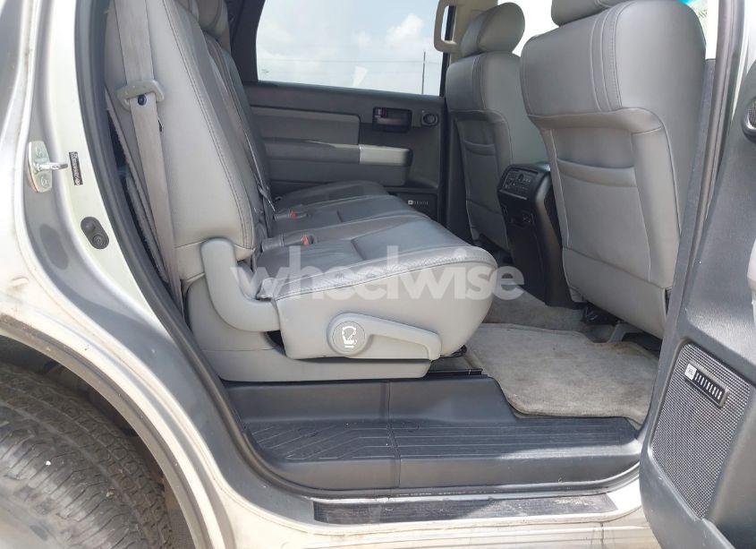 Photo 8 of 2008 Toyota Sequoia SR5 5.7L V8 (VIN 5TDBY64A18S002226)