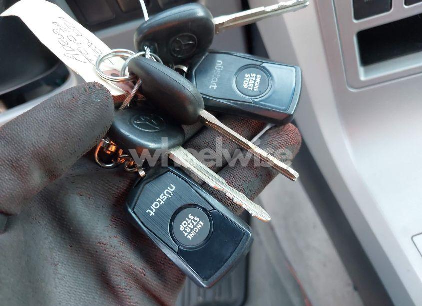 Photo 11 of 2008 Toyota Sequoia SR5 5.7L V8 (VIN 5TDBY64A78S008046)