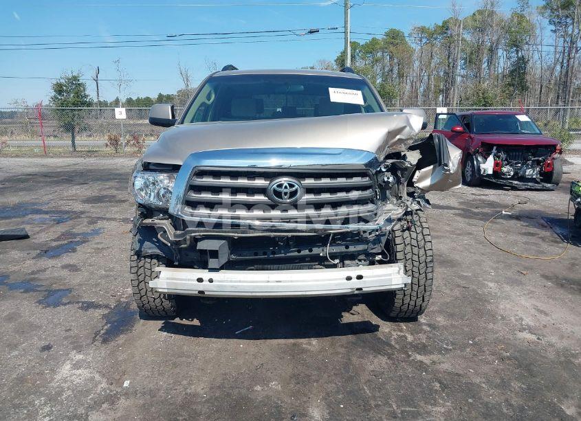 Photo 12 of 2008 Toyota Sequoia SR5 5.7L V8 (VIN 5TDBY64AX8S010888)