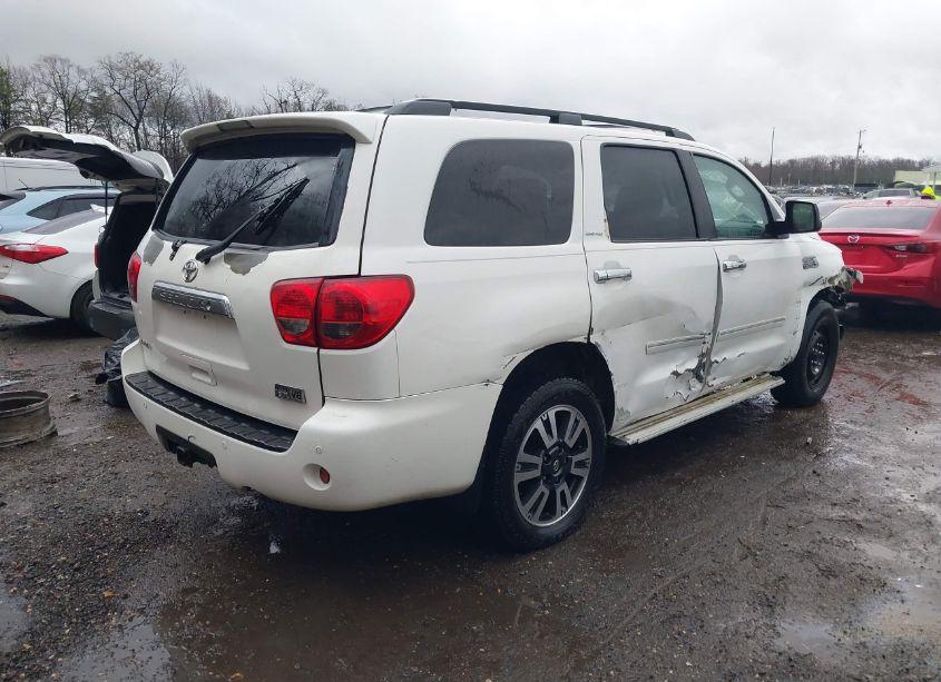 Photo 4 of 2008 Toyota Sequoia LIMITED 5.7L V8 (VIN 5TDBY68A08S004169)