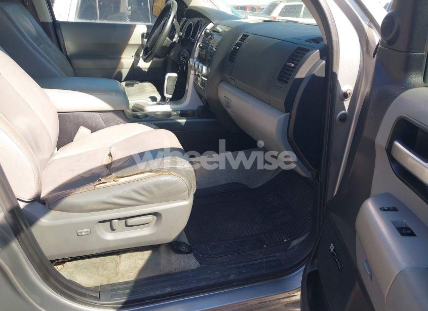 Photo 5 of 2008 Toyota Sequoia LIMITED 5.7L V8 (VIN 5TDBY68A68S000367)