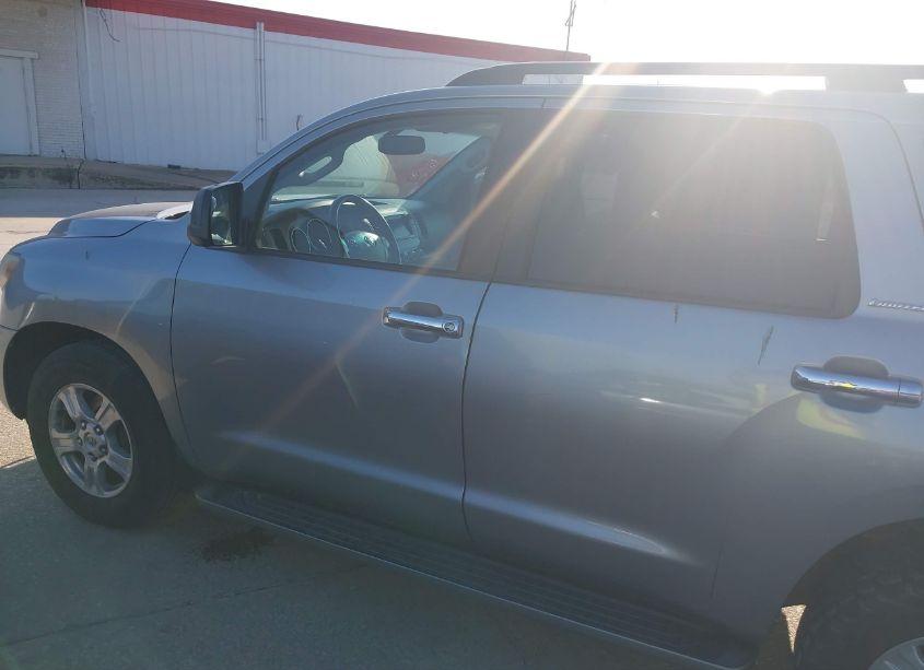 Photo 14 of 2008 Toyota Sequoia LIMITED 5.7L V8 (VIN 5TDBY68A98S006020)