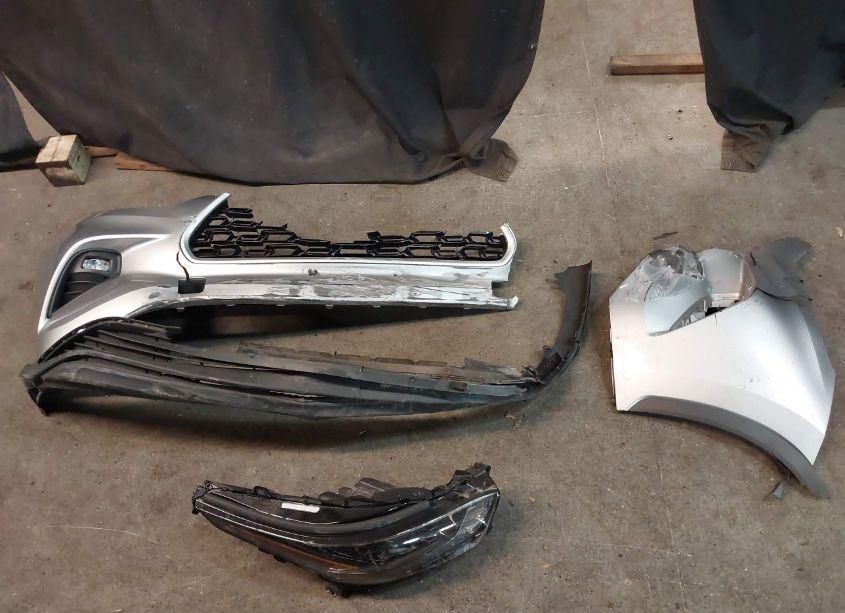 Photo 12 of 2021 Toyota Highlander LE (VIN 5TDBZRBH2MS109035)