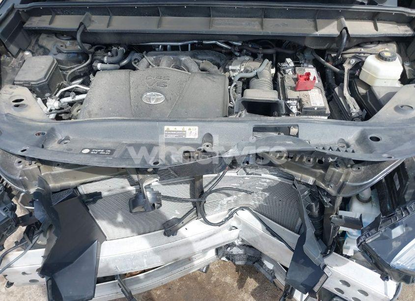 Photo 10 of 2022 Toyota Highlander LE (VIN 5TDBZRBH2NS206348)