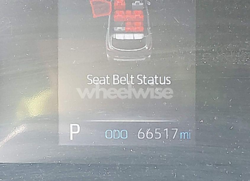 Photo 15 of 2021 Toyota Highlander LE (VIN 5TDBZRBH3MS534991)