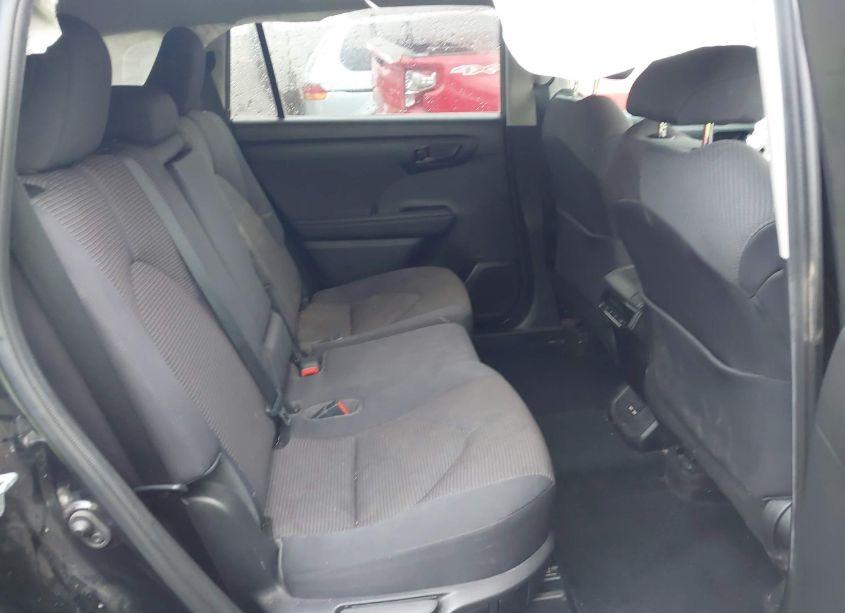 Photo 8 of 2020 Toyota Highlander LE (VIN 5TDBZRBH5LS512781)