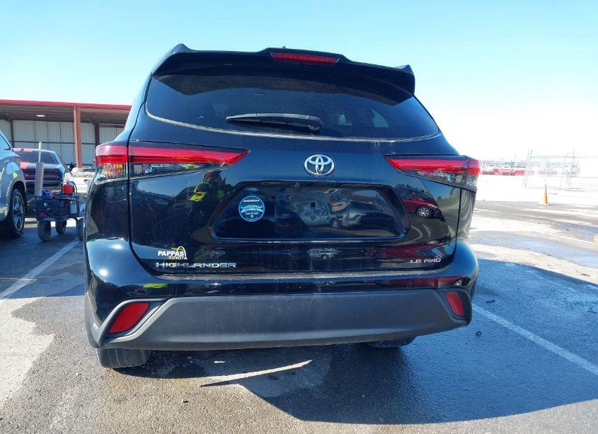 Photo 17 of 2021 Toyota Highlander LE (VIN 5TDBZRBH7MS152365)