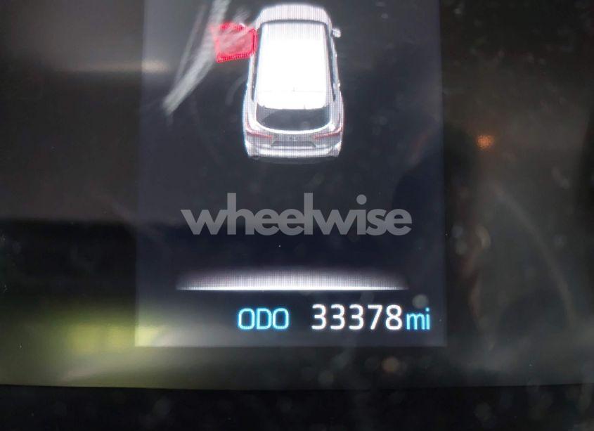 Photo 16 of 2021 Toyota Highlander LE (VIN 5TDBZRBH8MS111548)