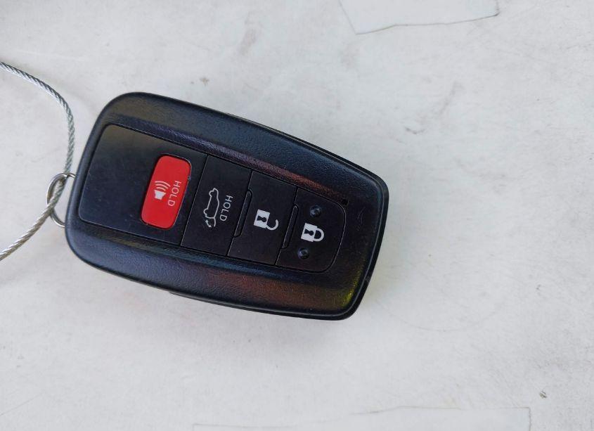 Photo 11 of 2021 Toyota Highlander LE (VIN 5TDBZRBH9MS535563)